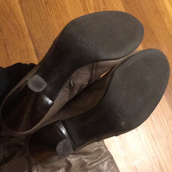 GUESS Leather Boots - Picture 8 of 8